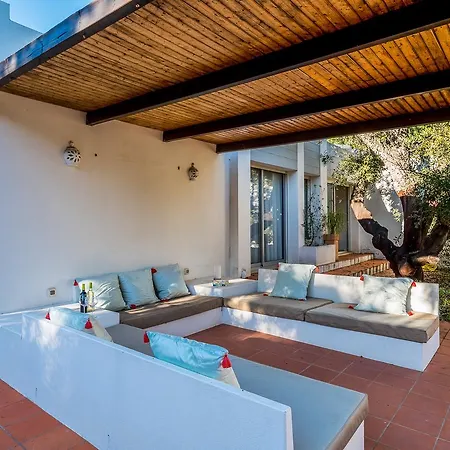 Bmyguest - Balaia Beach Family Villa